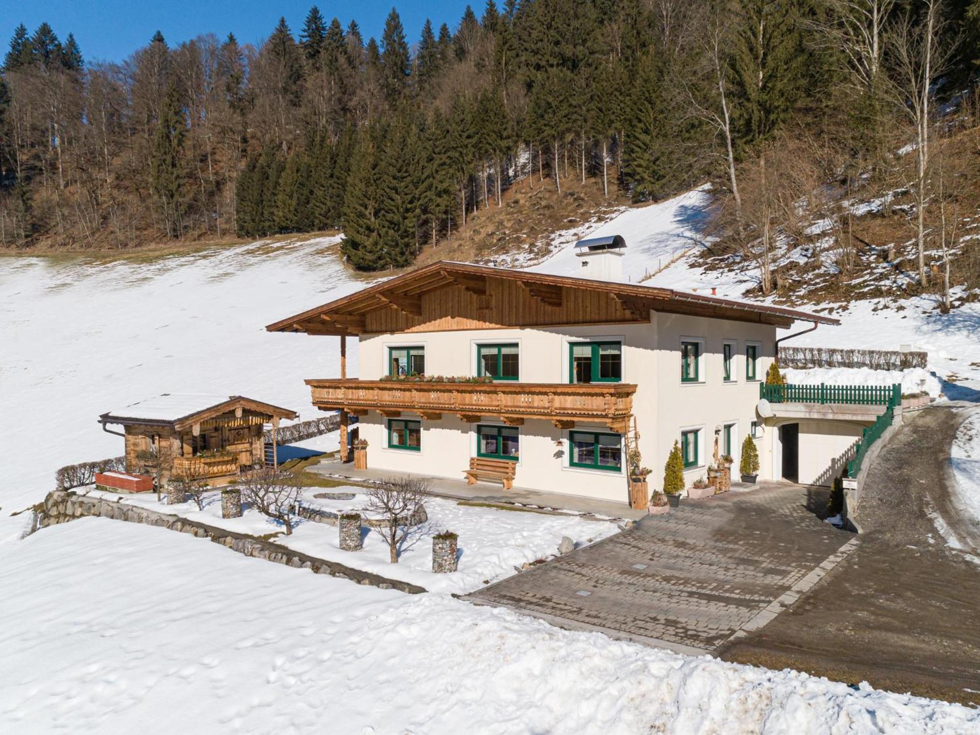 Apartamento Haus Am Waldrand Hopfgarten im Brixental Exterior foto