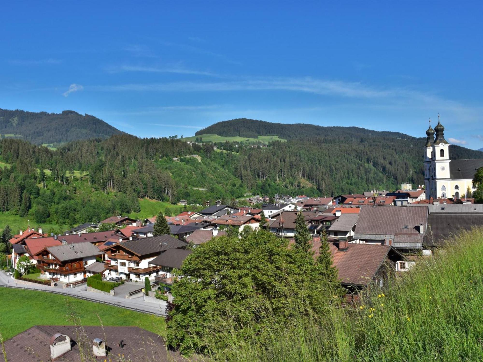 Apartamento Haus Am Waldrand Hopfgarten im Brixental Exterior foto